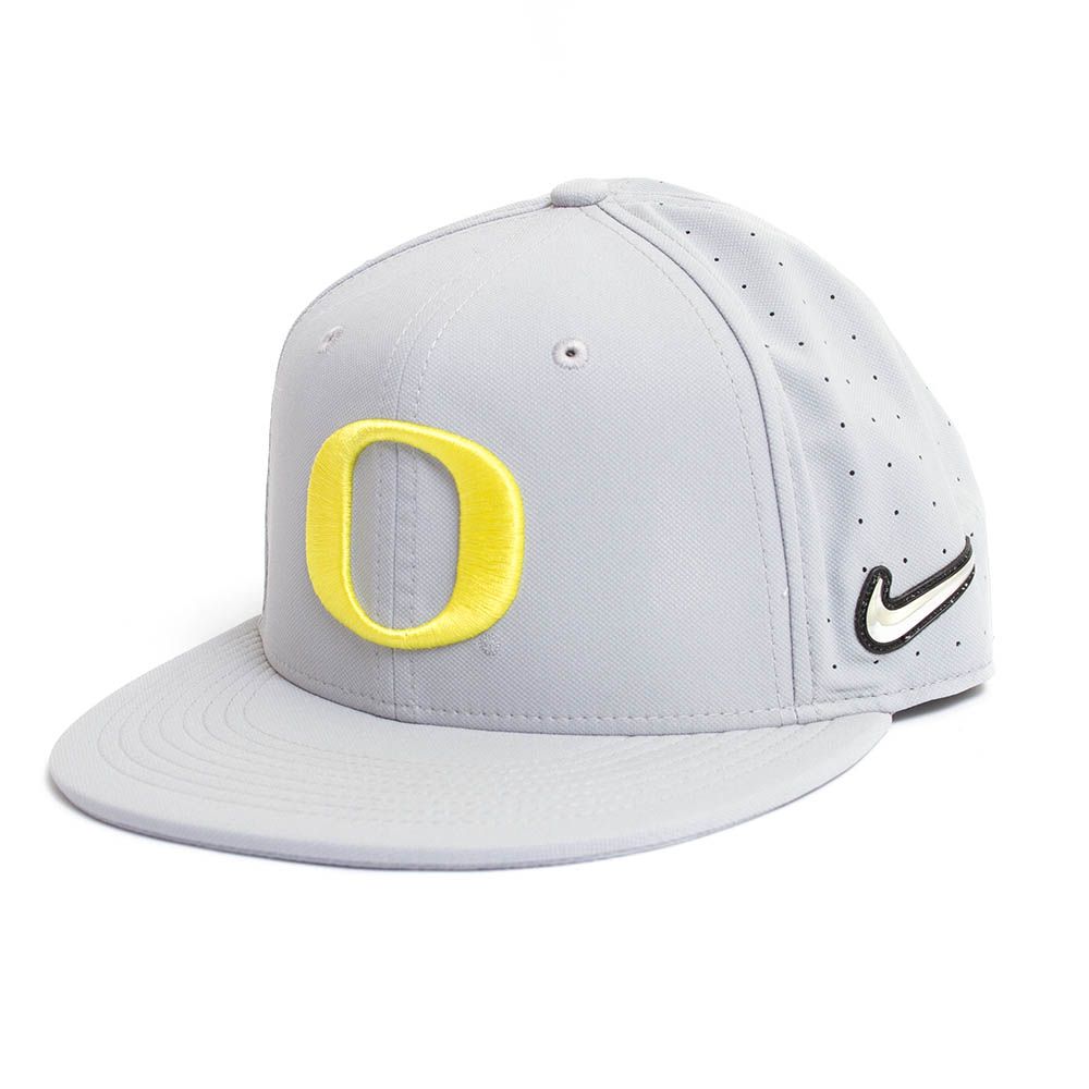 lied Landgoed vermoeidheid Grey Nike AeroBill Flat Baseball Yellow O Sized Hat